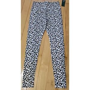 Women's High-Waisted Leggings Wild Fable Leopard Animal Print Size Small